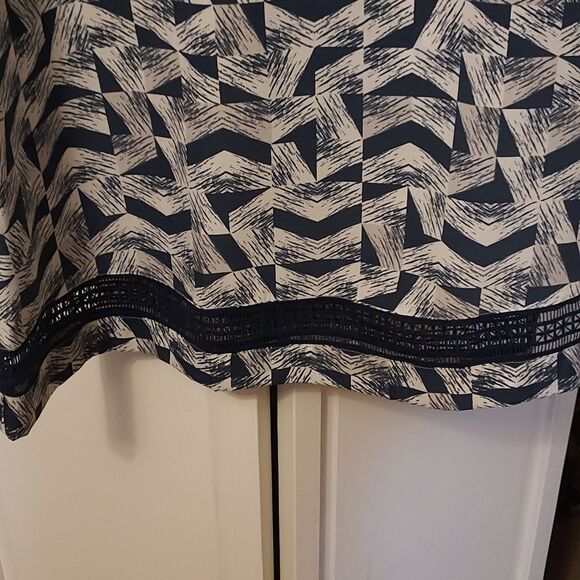 Alfani Blue and White Geometric Pattern A-Line Shift Dress Size 8 - Picture 7 of 15